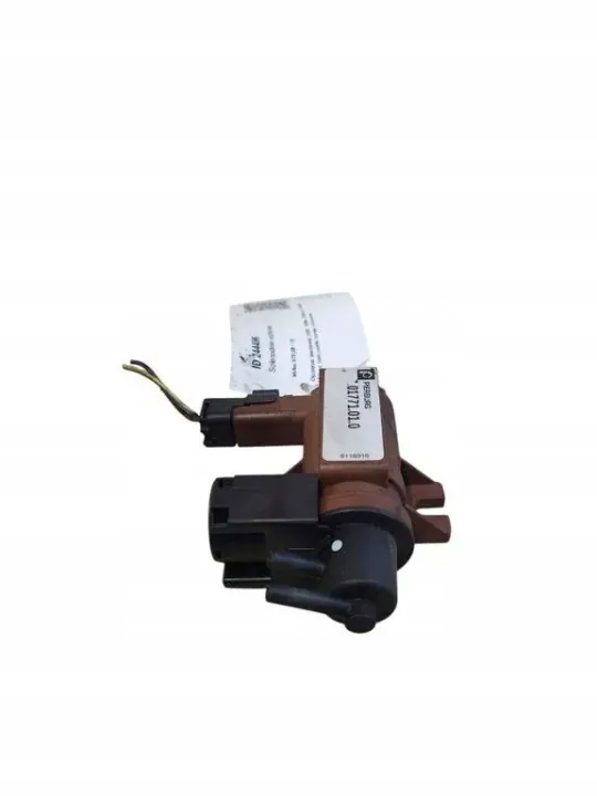 Válvula de vacío turbo Volvo OEM 701771010 - Usado image 3