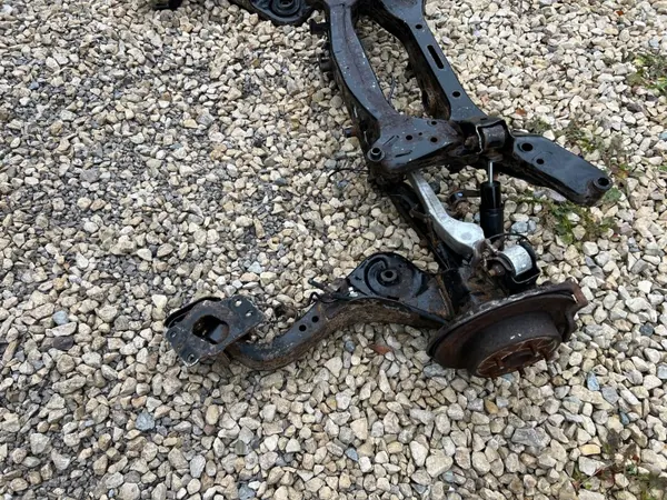 NISSAN QASHQAI J10 Hinterachsführungsarme OEM Set image 3