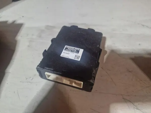 Módulo confort Toyota OEM 8953512011 para Prius 1.8L image 3