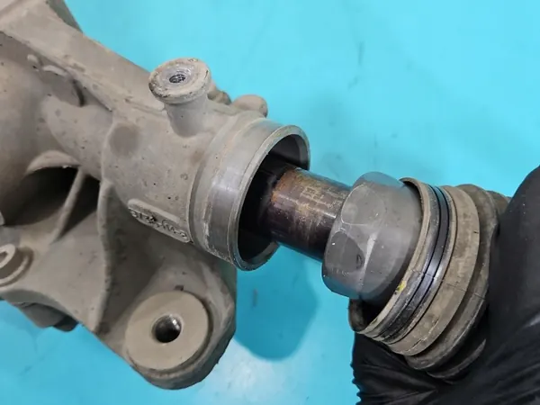 Styrhus OEM 5Q0909144S för Skoda Octavia III image 3
