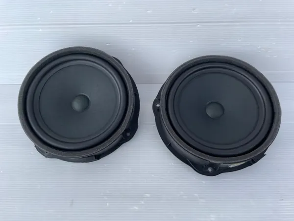 Altifalante porta dianteira Audi A1 A3 Q3 OEM 83A035415A image 2