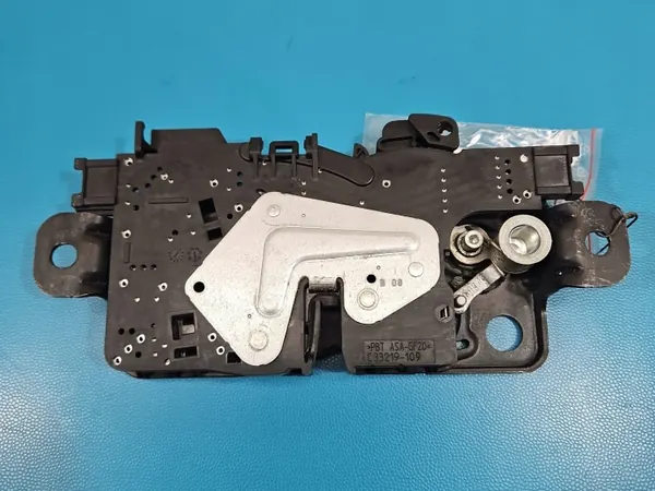 Kofferbakslot OEM 7441014 voor BMW G30 Sedan 2017-2020 image 5