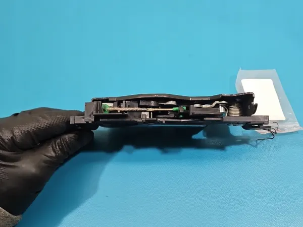 Kofferbakslot OEM 7441014 voor BMW G30 Sedan 2017-2020 image 6