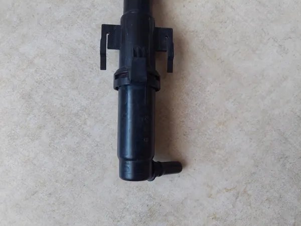 OEM 61677377668 Ajovalopesuri oikea BMW 5:lle image 4