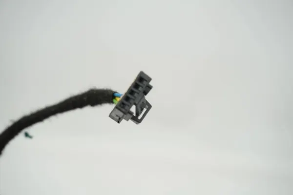 Skoda OE 3T0827852B image 3