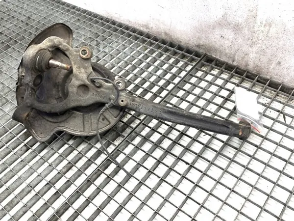 Vasen Etunivel OEM LORK-32-19059 Chrysler 300C image 3