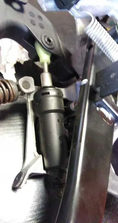 Handbremshebel OEM 678711 für BMW E92 2008 image 4