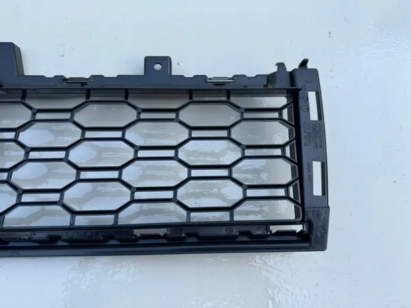 Griglia centrale paraurti anteriore BMW X5 G05 2018-2023 OEM image 10