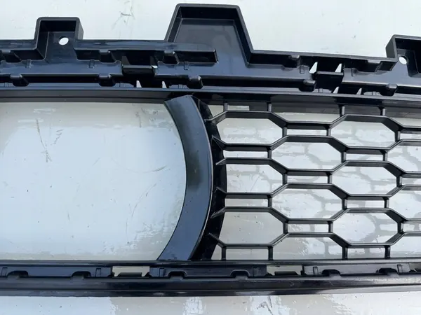 Griglia centrale paraurti anteriore BMW X5 G05 2018-2023 OEM image 5