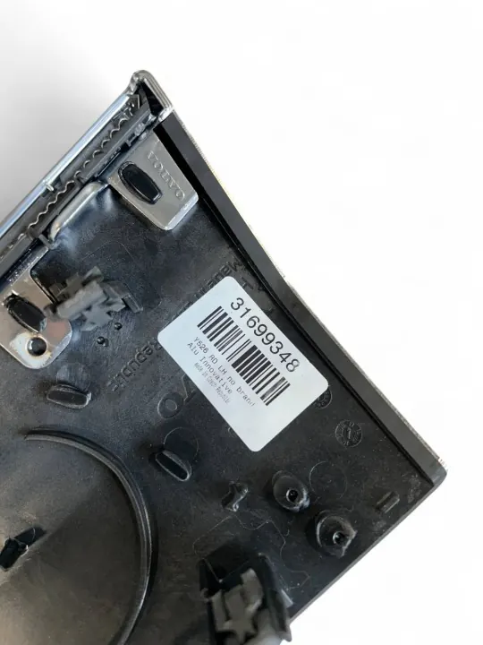 Panel de puerta trasera Volvo XC90 2018 OEM 31699348 image 10