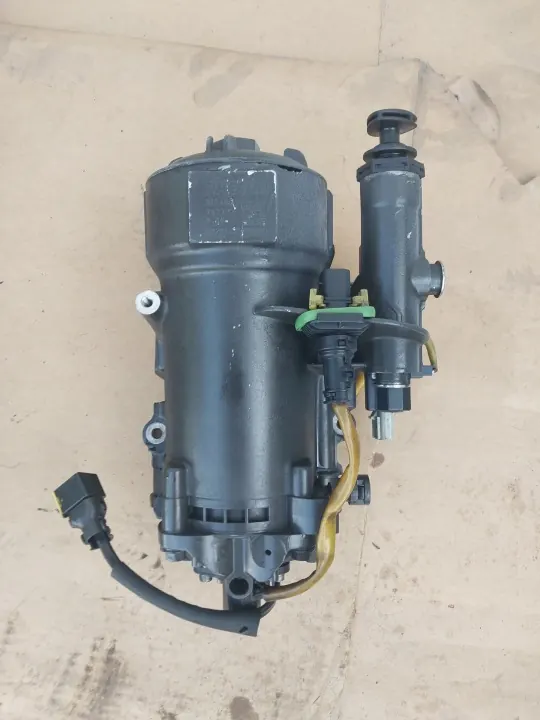 DAF XF 106 Kraftstofffiltergehäuse OEM 2164455 image 2