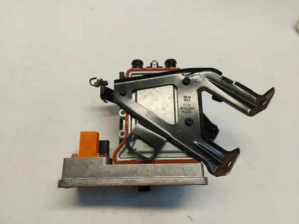 VW ID4 Lämmönvaihdin OEM 1EA963231A - Käytetty image 5