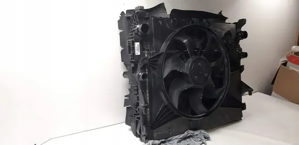 MERCEDES VITO W447 1.6 CDI Koelventilator A4479060412 image 3