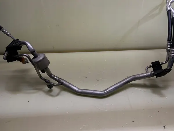 Ilmastointiputki Peugeot 5008 9575103680 image 3