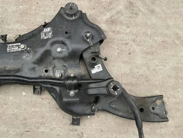 Voorophanging Dwarsbalk OEM Kia Sorento III image 4