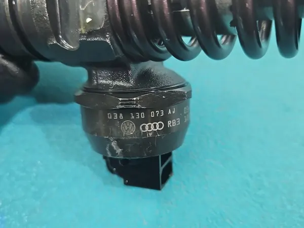 Injetor de Combustível 1.9 TDI VW Passat B5 OEM image 3