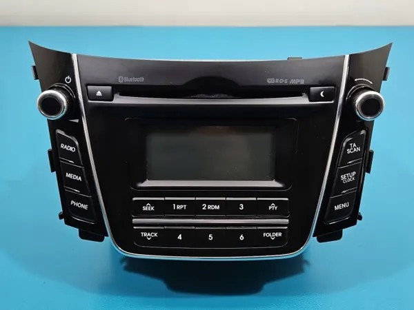 Radio OEM 96170-A6210GU para Hyundai i30 II 2012-2016 image 3
