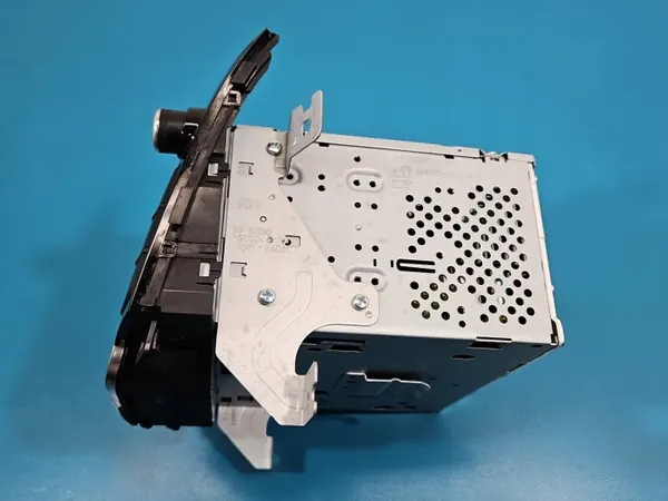 Radio OEM 96170-A6210GU para Hyundai i30 II 2012-2016 image 6