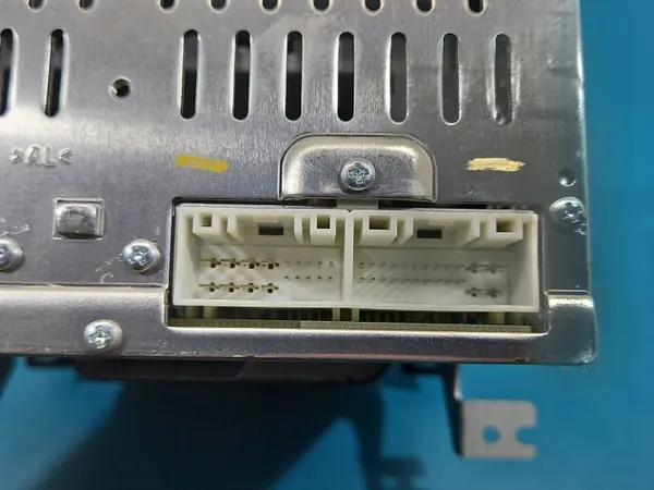Radio OEM 96170-A6210GU para Hyundai i30 II 2012-2016 image 9