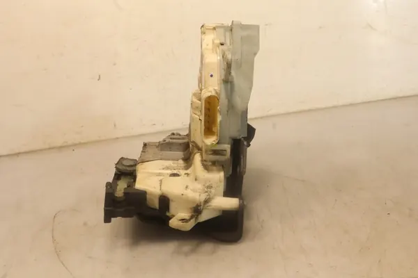 Rechte Vordertürschloss SEAT LEON II LIFT 1.2 image 4