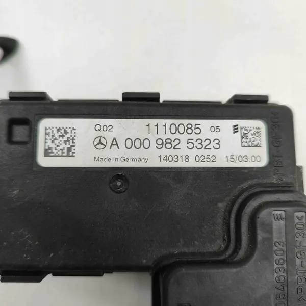 Mercedes-Benz akkureleen sulake OEM A0009825323 image 5