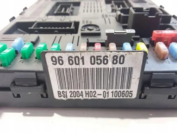 Módulo Confort OEM 9660105680 para Citroën C5 III 1.6L Diésel image 4