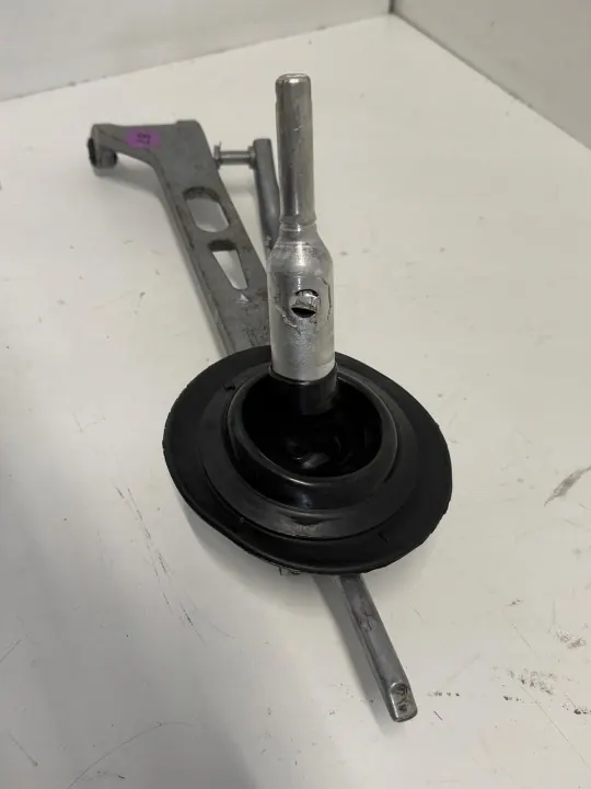 BMW Z4 E86 Schakelarm OEM 7516068 - Gebruikt image 3