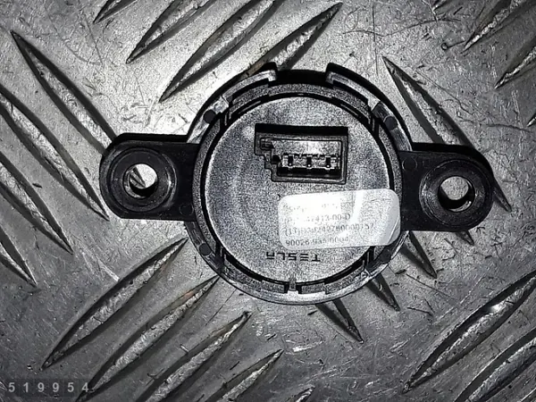 Interruptor Tesla Model Y OEM 164741300d - Usado image 4