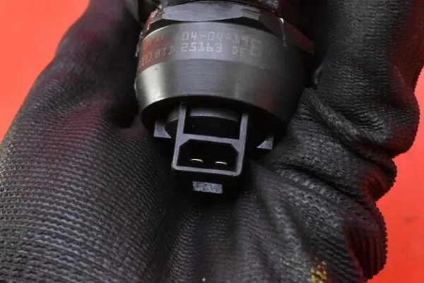 Injectiepomp OEM 038130073AJ voor VW Golf 4 1.9 TDI image 9