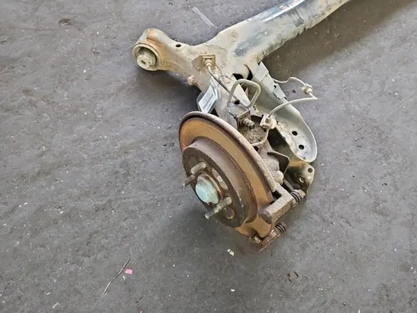 Viga do eixo traseiro OEM IMPRK1548974 Honda Jazz III image 4