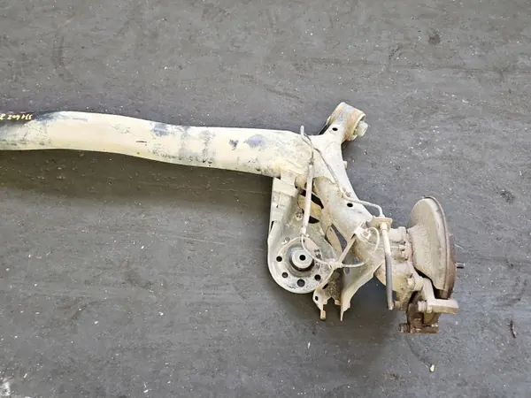 Viga do eixo traseiro OEM IMPRK1548974 Honda Jazz III image 5