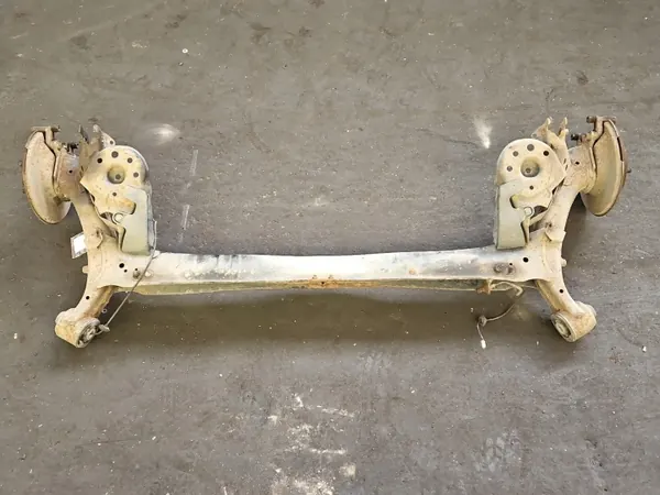 Viga do eixo traseiro OEM IMPRK1548974 Honda Jazz III image 7