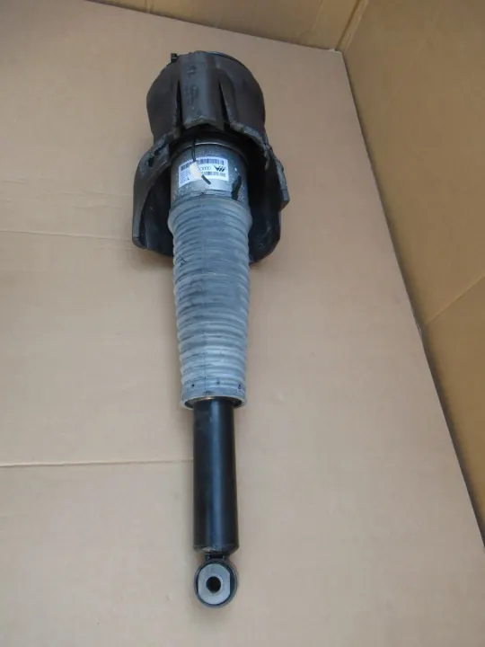 Audi A8 D4 Bakre Vänster Luftfjädring OEM 4H0616001AB image 5