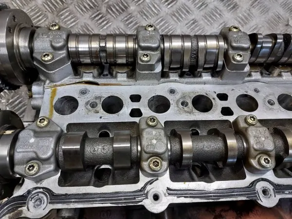 Cabeçote e Árvores de Cames Esquerda Jaguar XF X250 5.0 V8 image 3