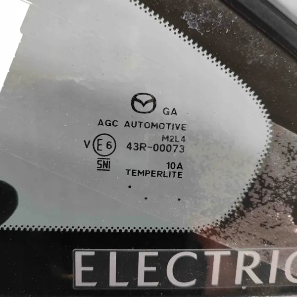 Mazda MX-30 Linker Achterruit OEM DN4K63950 - Gebruikt image 6