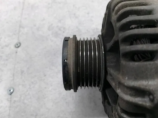 Alternador Fiat Grande Punto 1.3 JTD 46823547 TG9S010 image 3