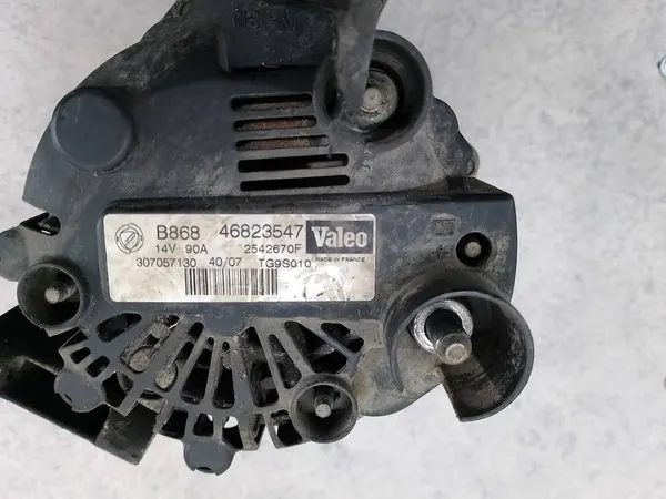 Alternador Fiat Grande Punto 1.3 JTD 46823547 TG9S010 image 7