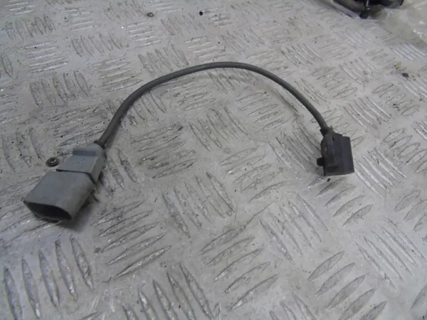 Sensor de Posição do Eixo de Comando VW Passat B6 ABE03G906433 image 2