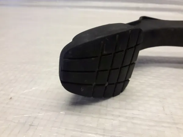 Pédale d'embrayage Porsche OEM 99642313910 - Occasion image 3