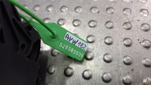 Unidad de control bomba ABS OEM S26383036 - Usado image 8