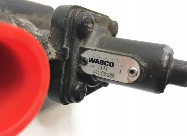 Regulador de pressão de ar MAN OEM 81521106092 image 4