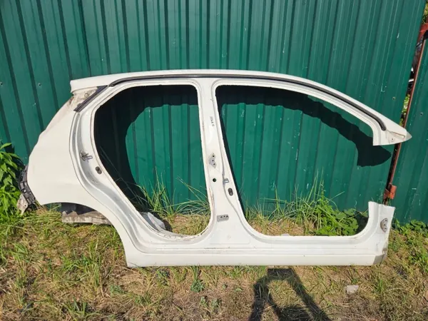 Pilier d'aile droit Toyota Aygo II Pièce OEM image 2
