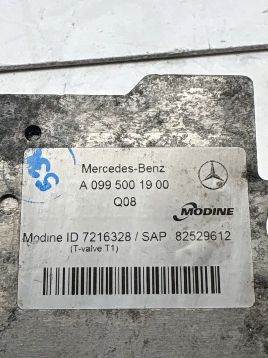 Enfriador aceite caja Mercedes OEM A0995001900 image 3