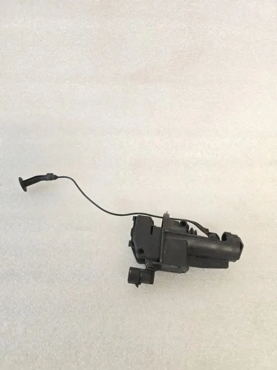 Porsche OEM 99150441403 tanklock för Cayman 981 image 2