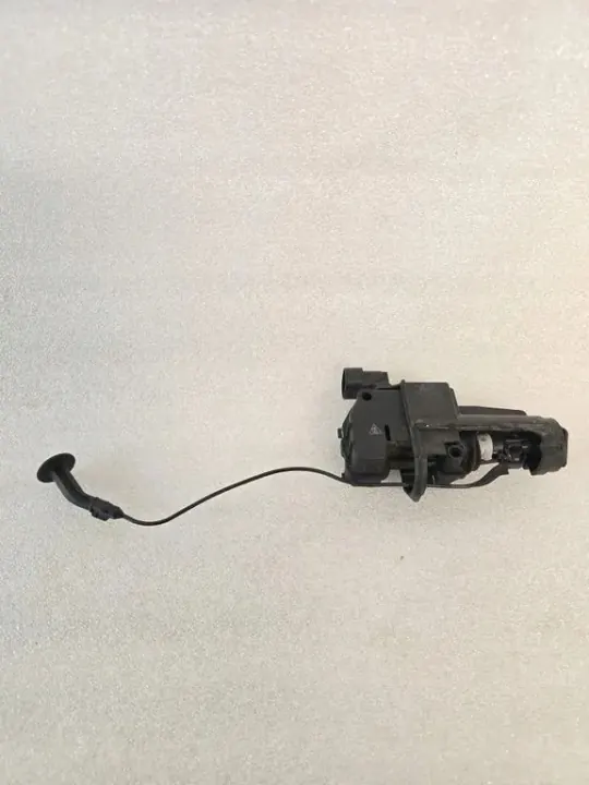 Porsche OEM 99150441403 tanklock för Cayman 981 image 3