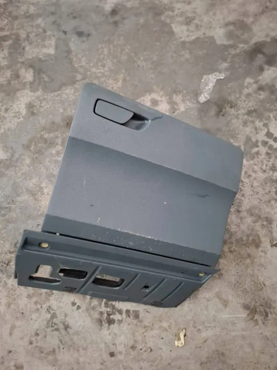 Guardaobjetos Audi OE usado OEM CXY208 para Q2 image 2