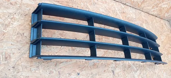 Griglia paraurti anteriore SKODA OCTAVIA II LIFT 1Z0853677C image 4