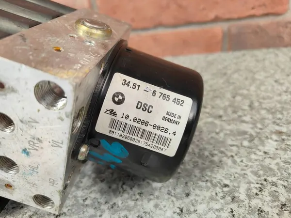 BMW E46 Rempomp ABS DSC 6765454 6765452 image 4