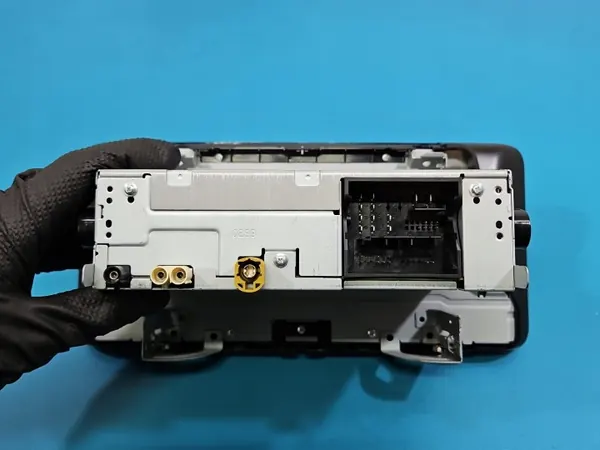 Radio Skoda Scala 2019- OEM 654035869K Usado image 10