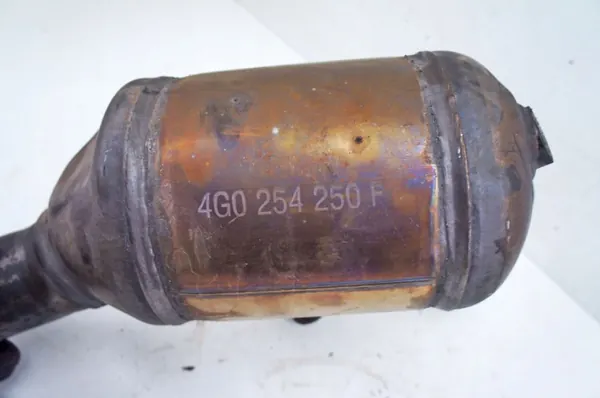 UF239 Audi A6 C7 2.8 FSI Katalysator OEM image 5